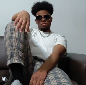 Meet your Posher, Ian